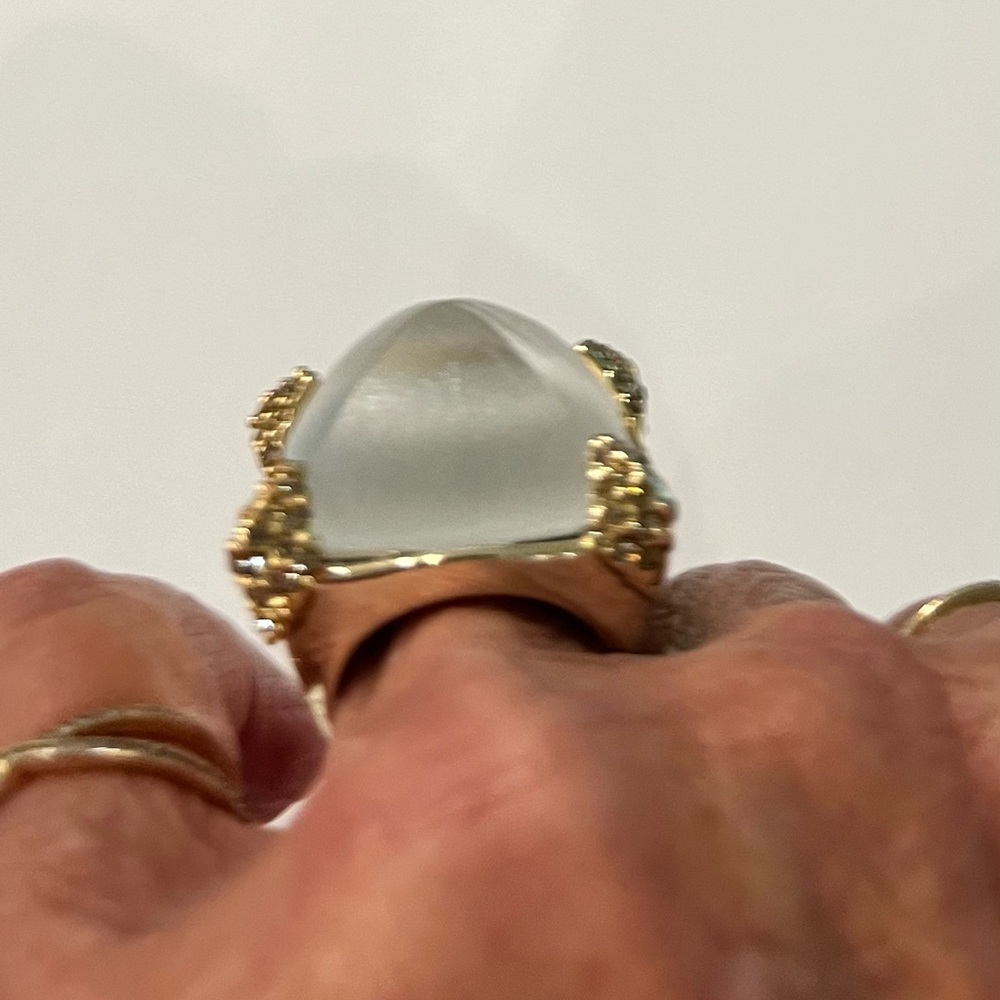 Elegant Alexis Bittar Gold and Frosty Lucite Women's Ring